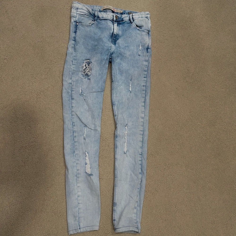 ZARA light wash denim skinny jeans